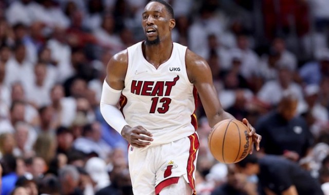 GGPoker中文-狂轰83+9+3+3+2，单人打出如此数据纪录，确实厉害，就含金量差点|阿德巴约|热火|奇才|NBA常规赛|华盛顿奇才队_新浪体育_新浪新闻